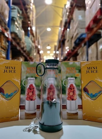 Mini portable blender in aqua green